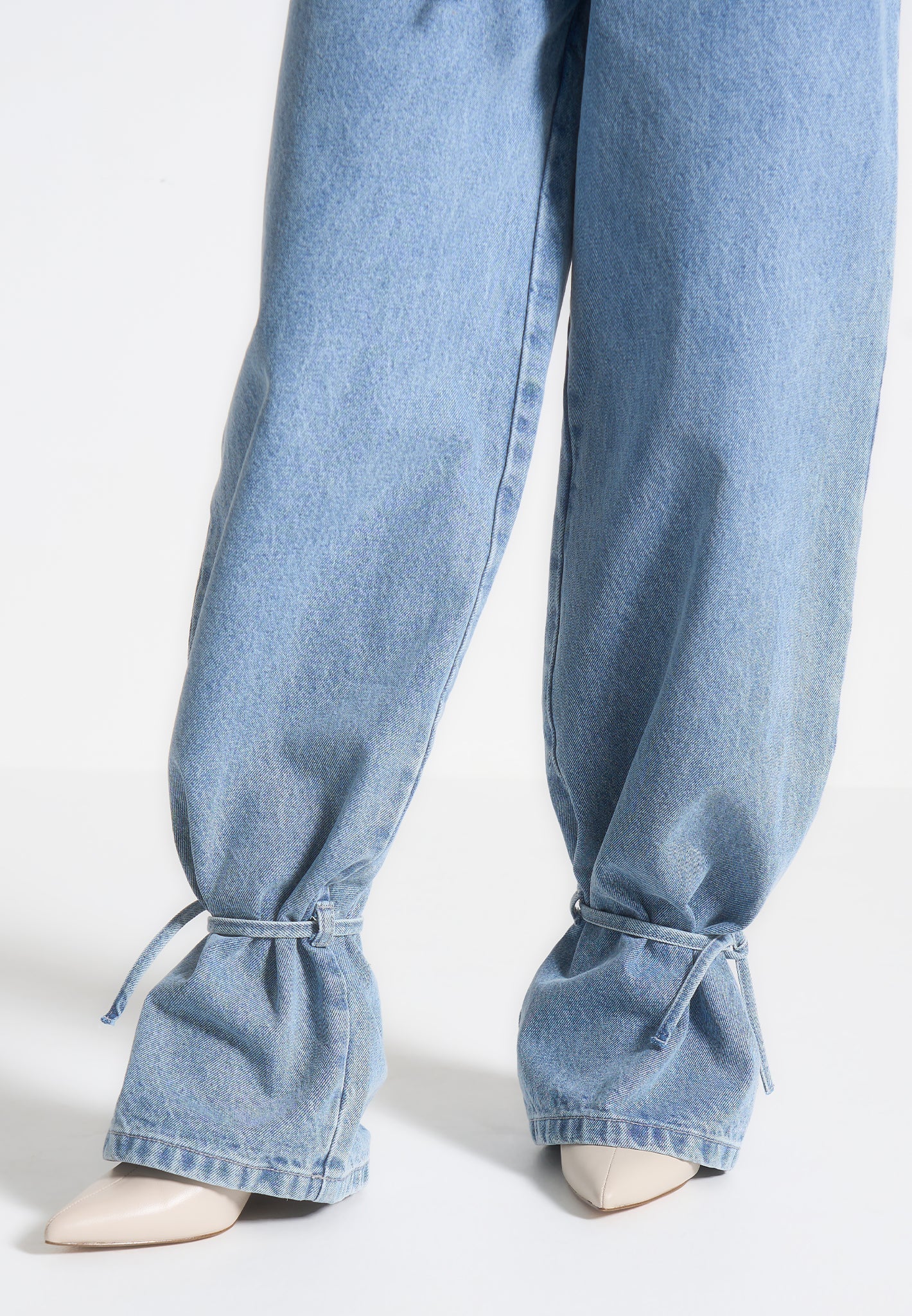 Faye - Wide Mid Rise Jeans with Tie Waist - Mid Blue - Image 4