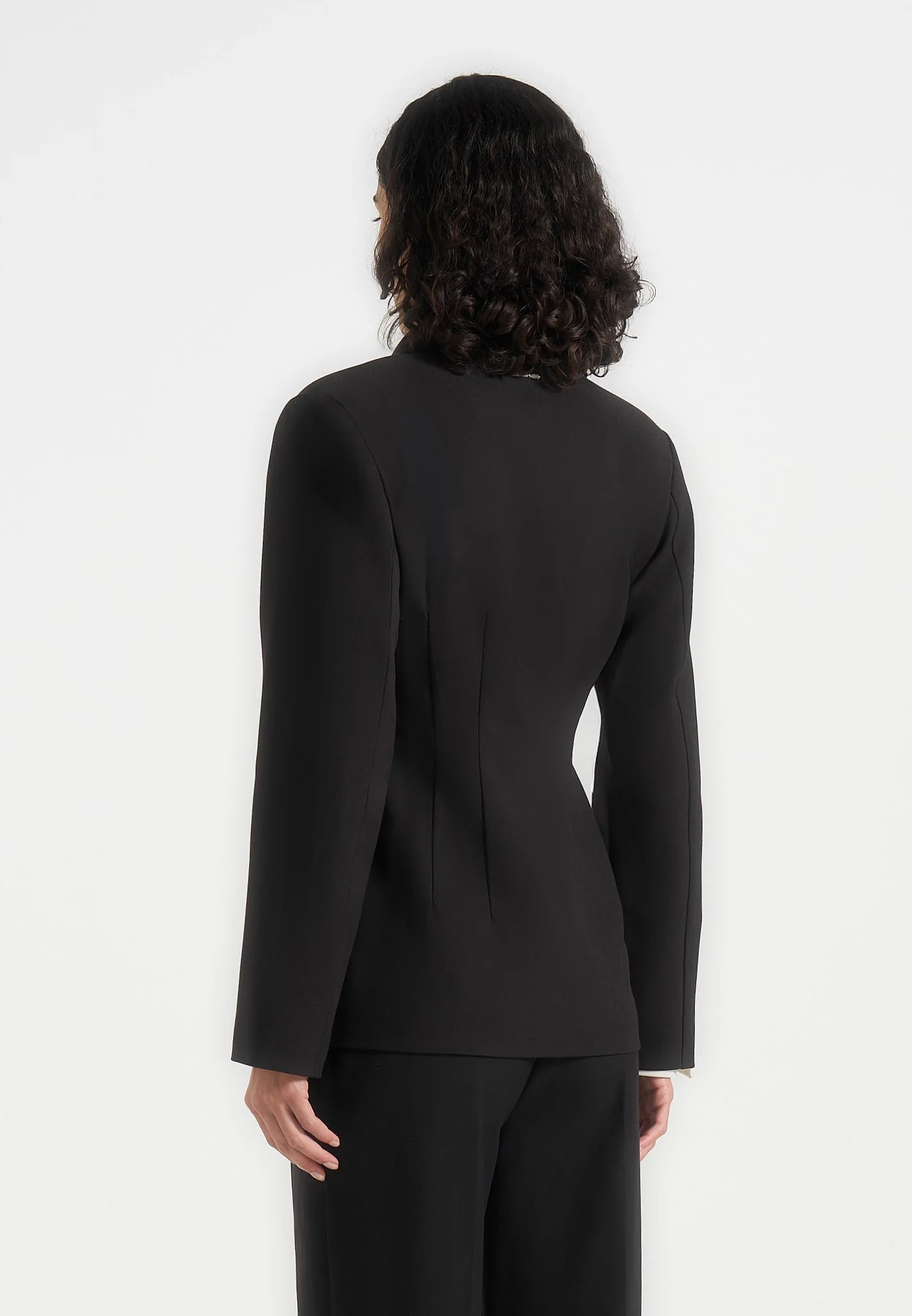 Beatrice - Tailored Cinched Blazer - Black - Image 3