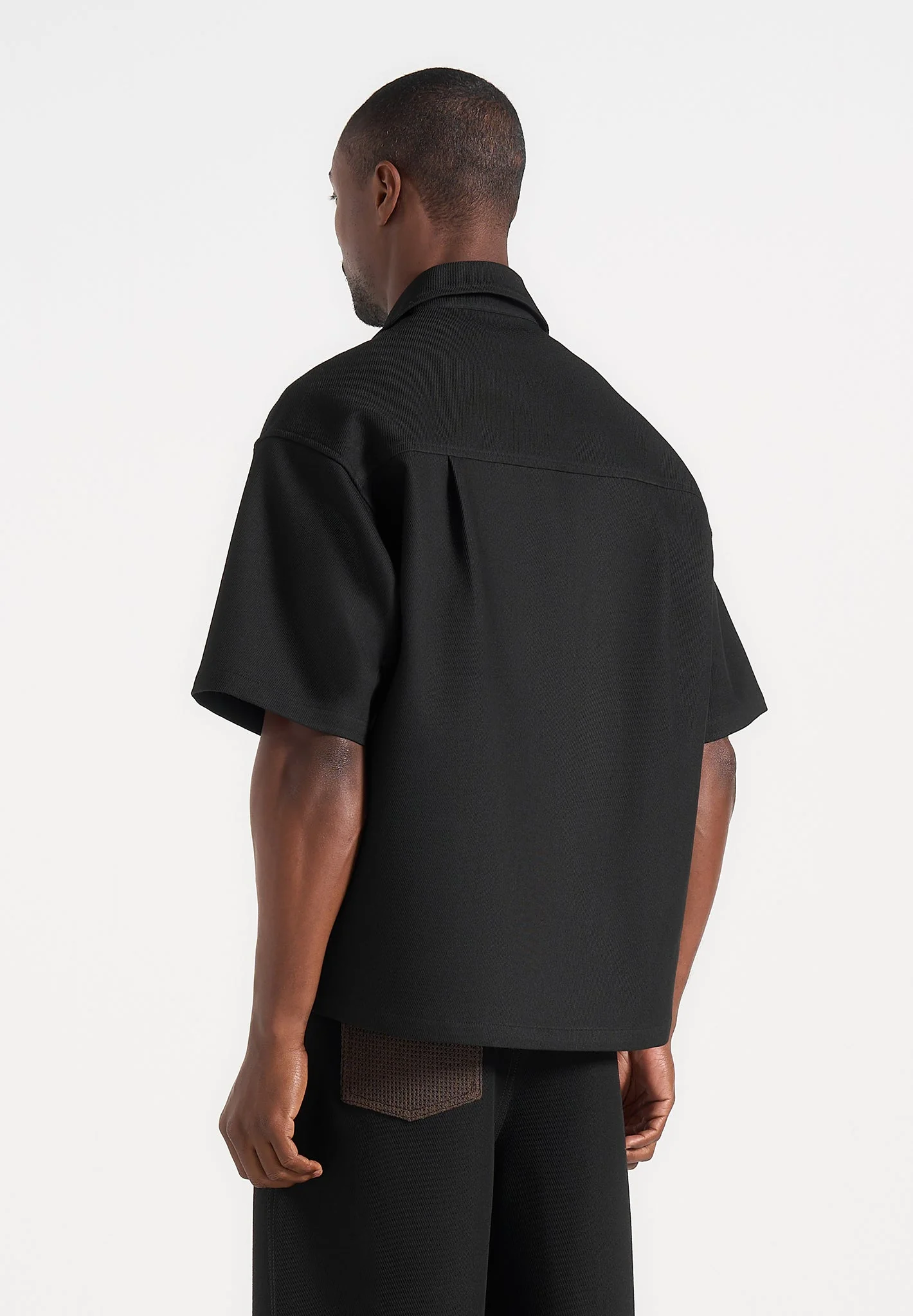 Brook - Unisex Signature Twill Boxy Shirt - Black - Image 6