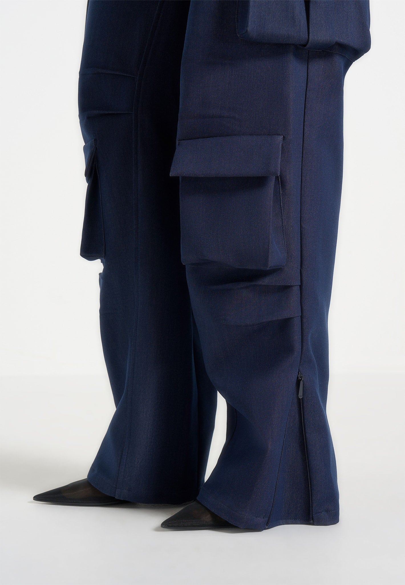 Emilie - High Waisted Cargo Pants - Indigo - Image 5