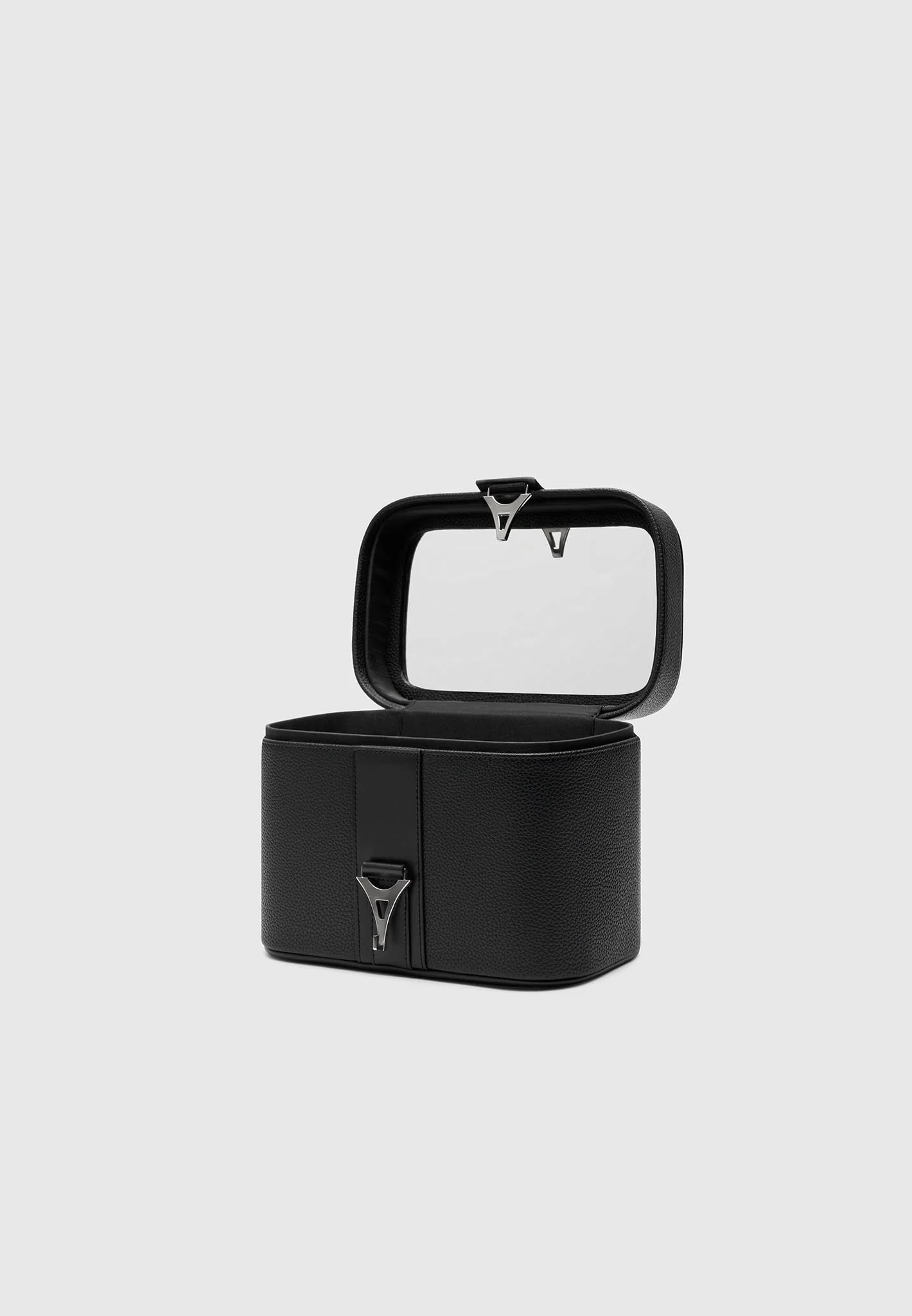 Leather Eiffel Clasp Vanity Case - Black - Image 5