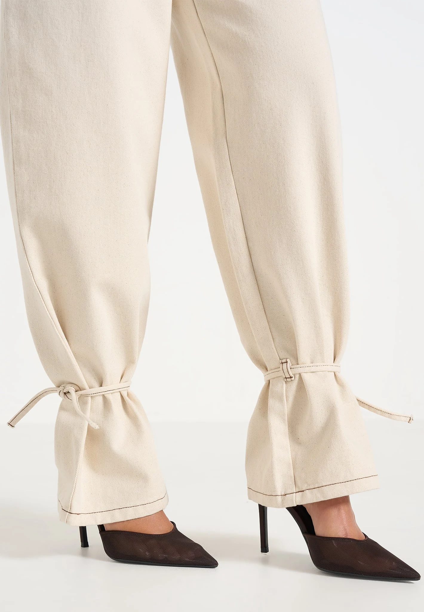 Faye - Wide Mid Rise Jeans With Tie Waist - Cream - Image 3