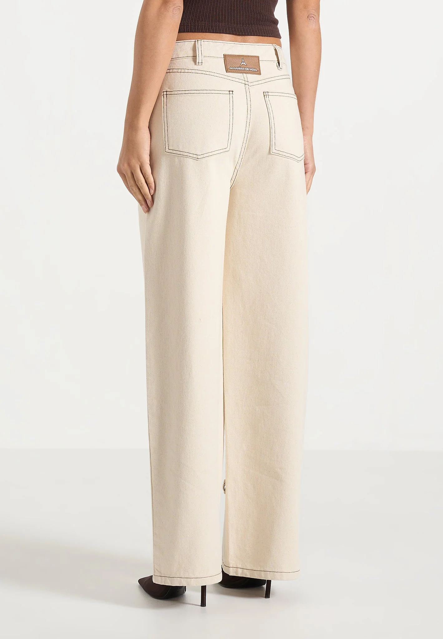 Faye - Wide Mid Rise Jeans With Tie Waist - Cream - Image 5