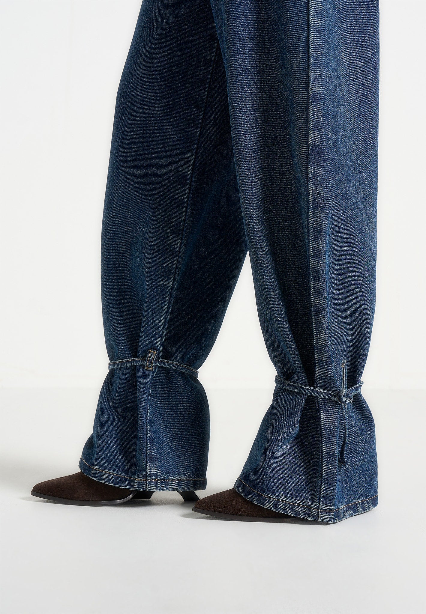 Faye - Wide Mid Rise Jeans With Tie Waist - Indigo - Image 4
