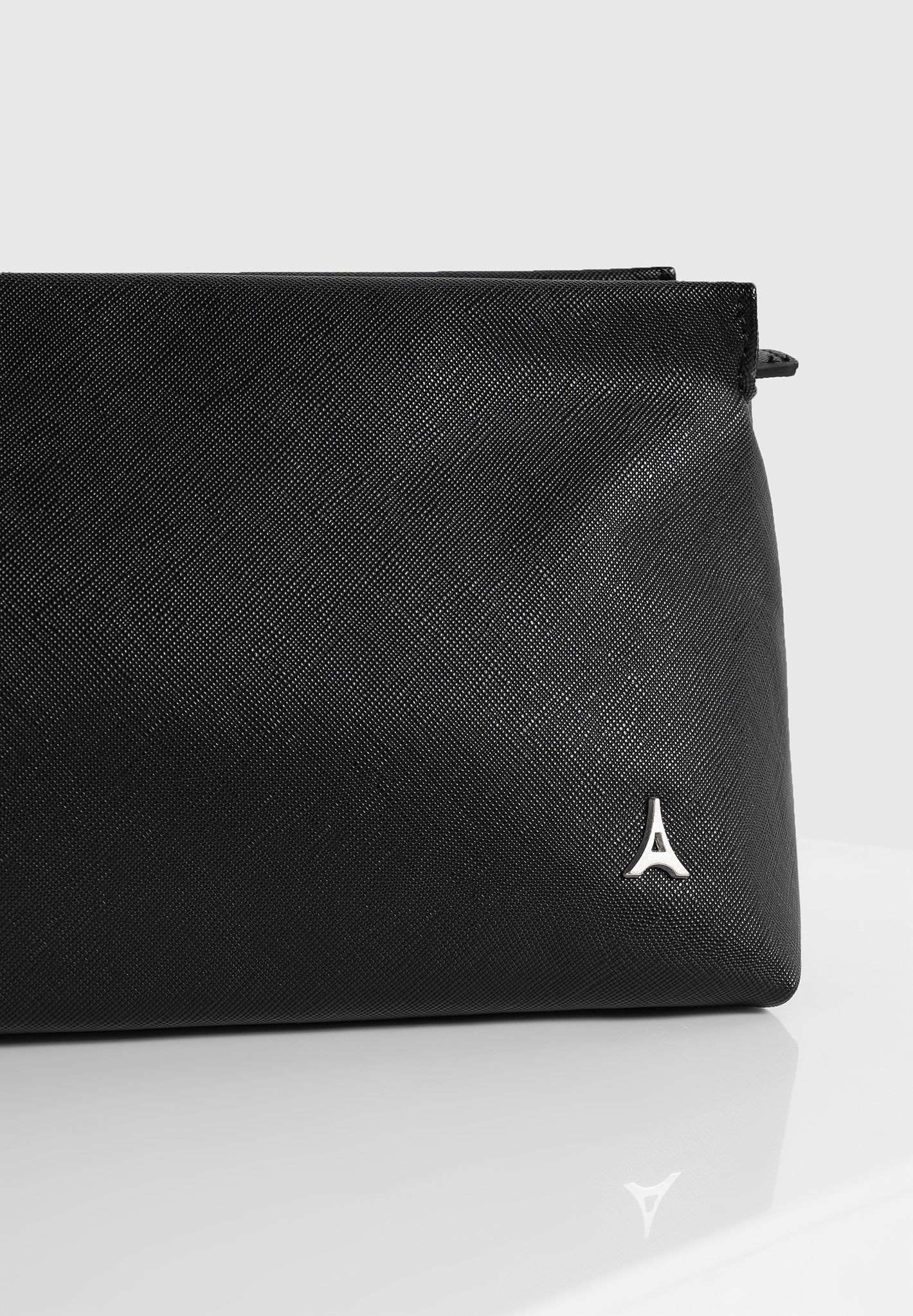 Jessy - Textured Leather Washbag - Black - Image 4