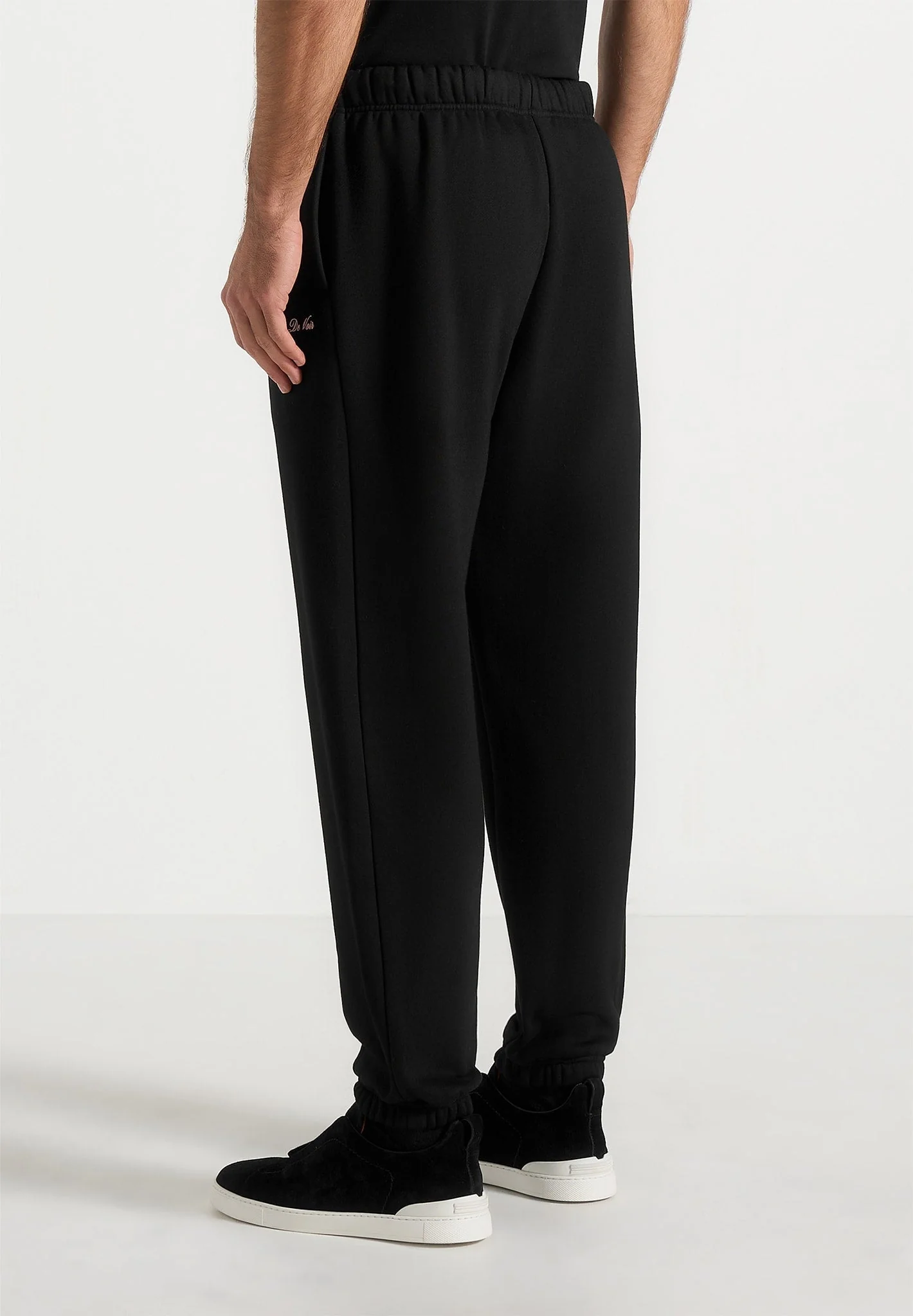 JS005 - Signature Regular Fit Cuffed Joggers - Black - Image 5