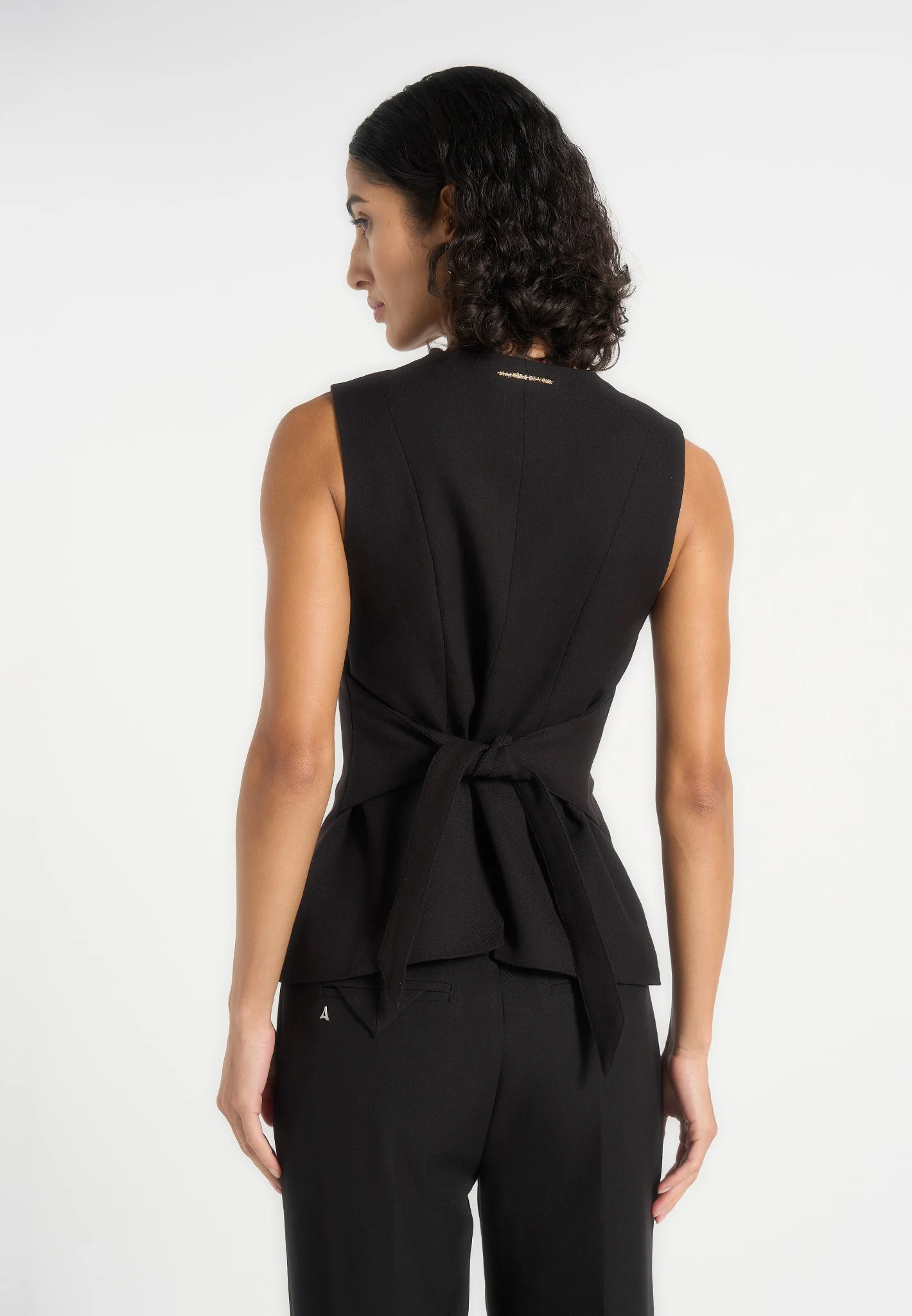 Maisie - Tailored Crew Neck Cinch Waistcoat - Black - Image 4