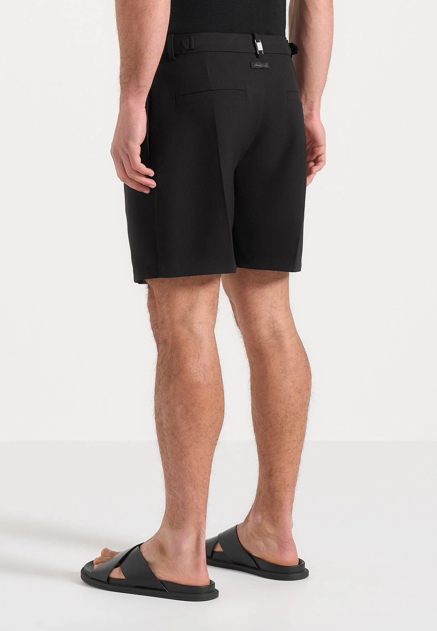 Marin - Tailored Pleated Shorts - Black - Image 4