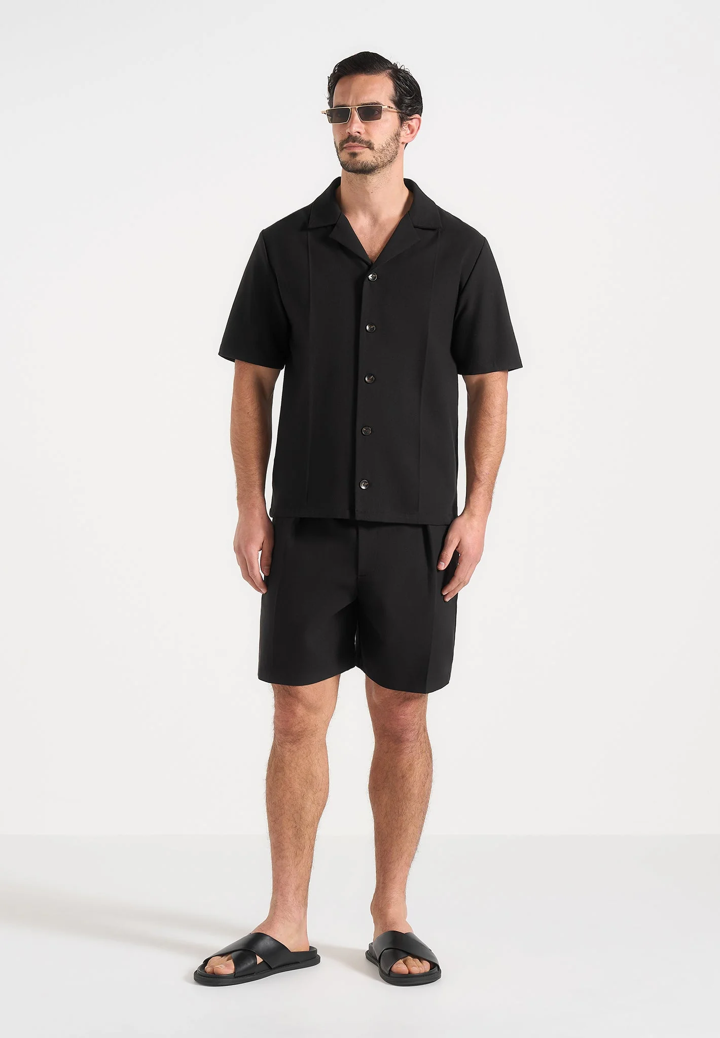 Marin - Tailored Pleated Shorts - Black - Image 6