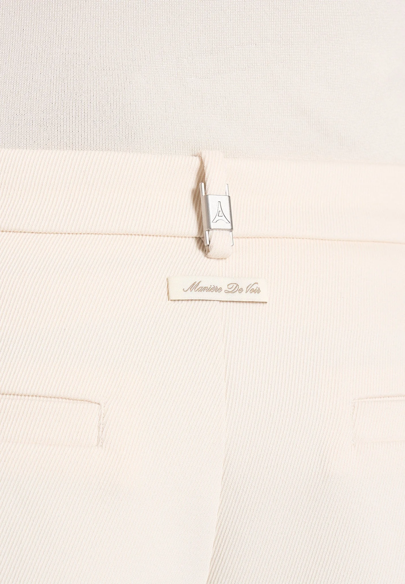 Marin - Tailored Pleated Shorts - Cream - Image 5