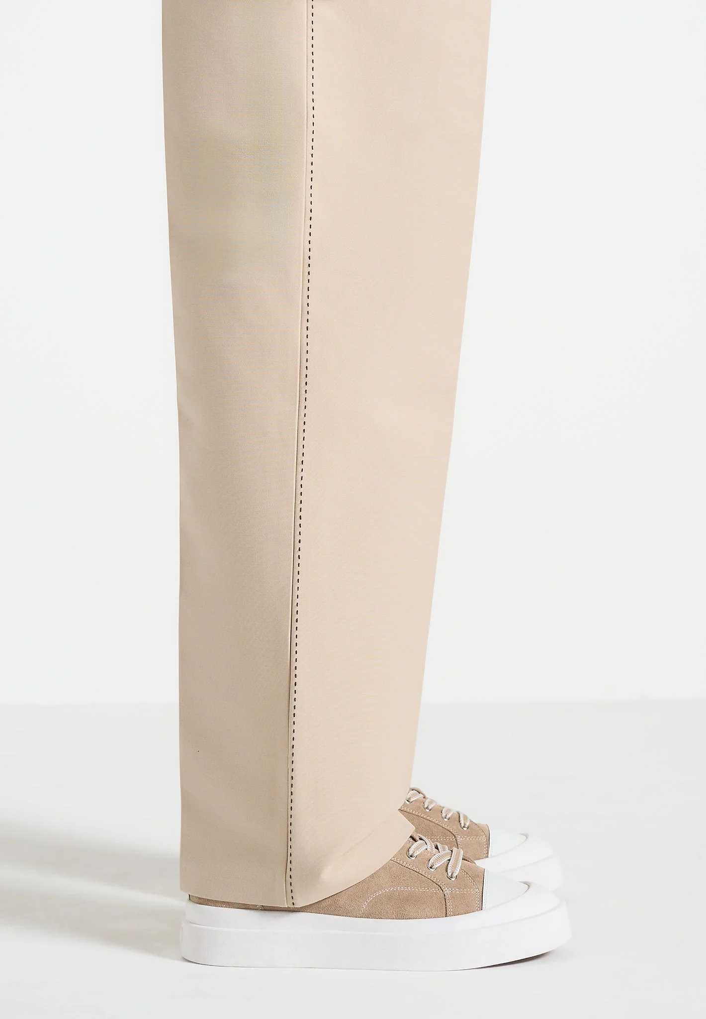 Men's Vienna - Suede Contrast Stitch Sneaker - Beige - Image 3