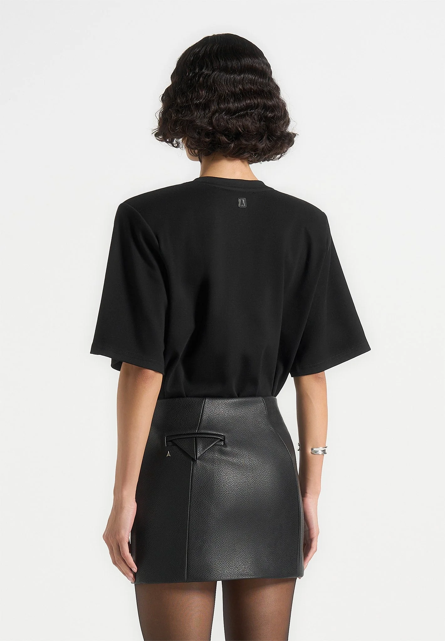 Mia - Wide Shoulder Bodysuit T-Shirt - Black - Image 4