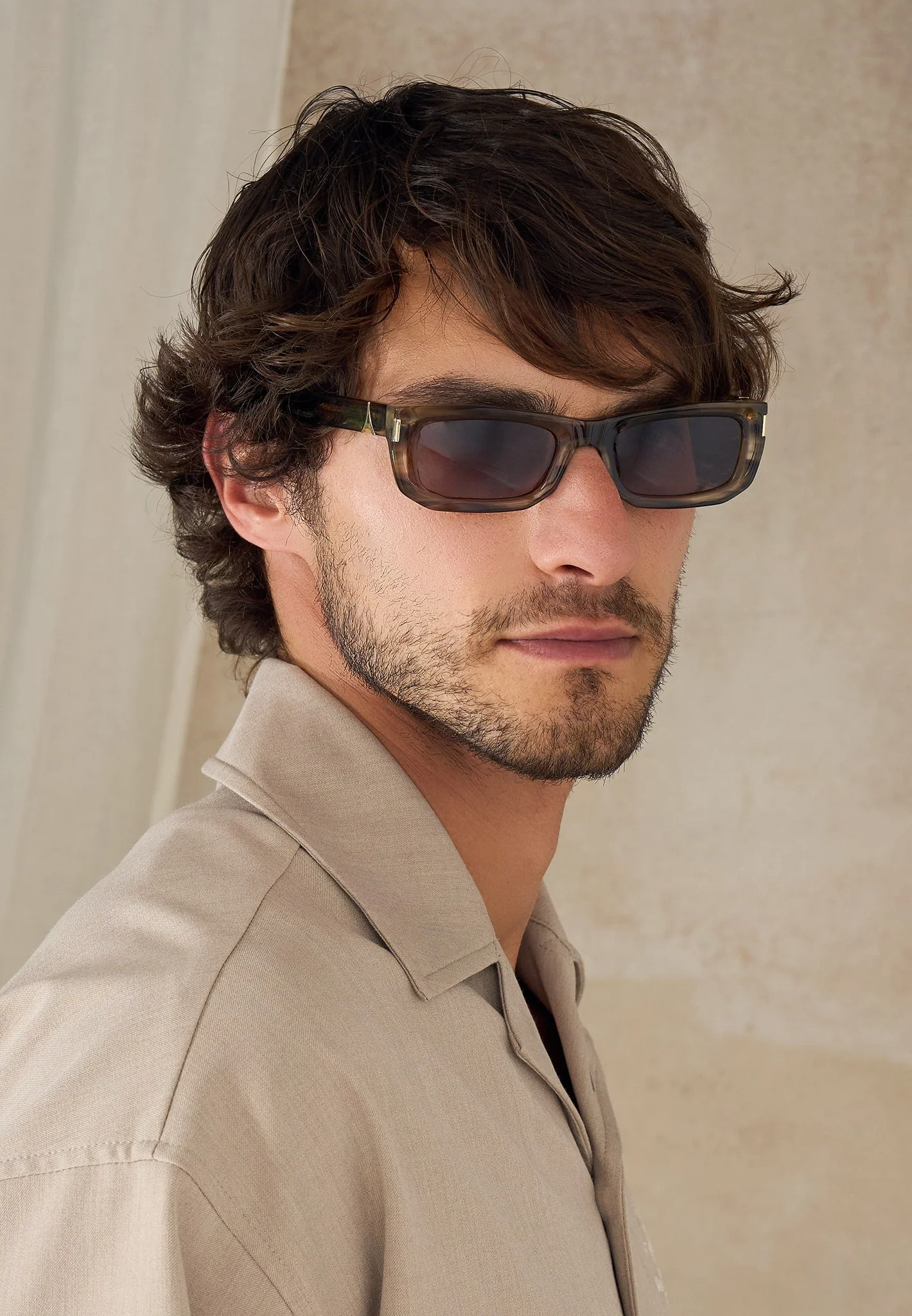 Milan - Curved-Frame Sunglasses - Brown - Image 2