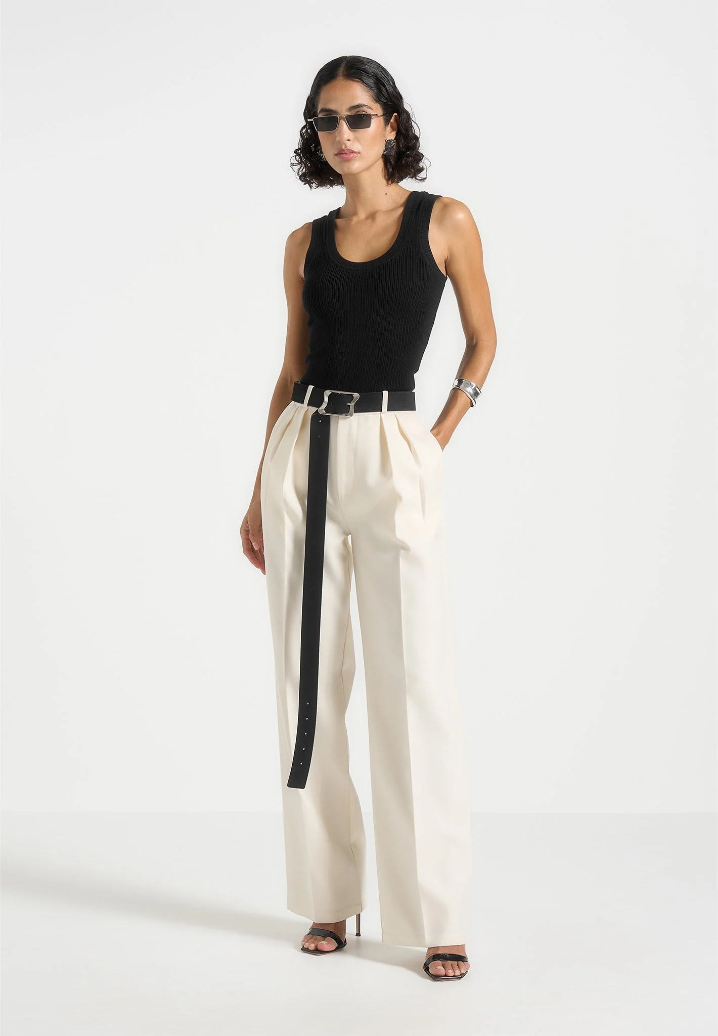 Liane - Scoop Neck Ribbed Tank Top - Black - Image 2