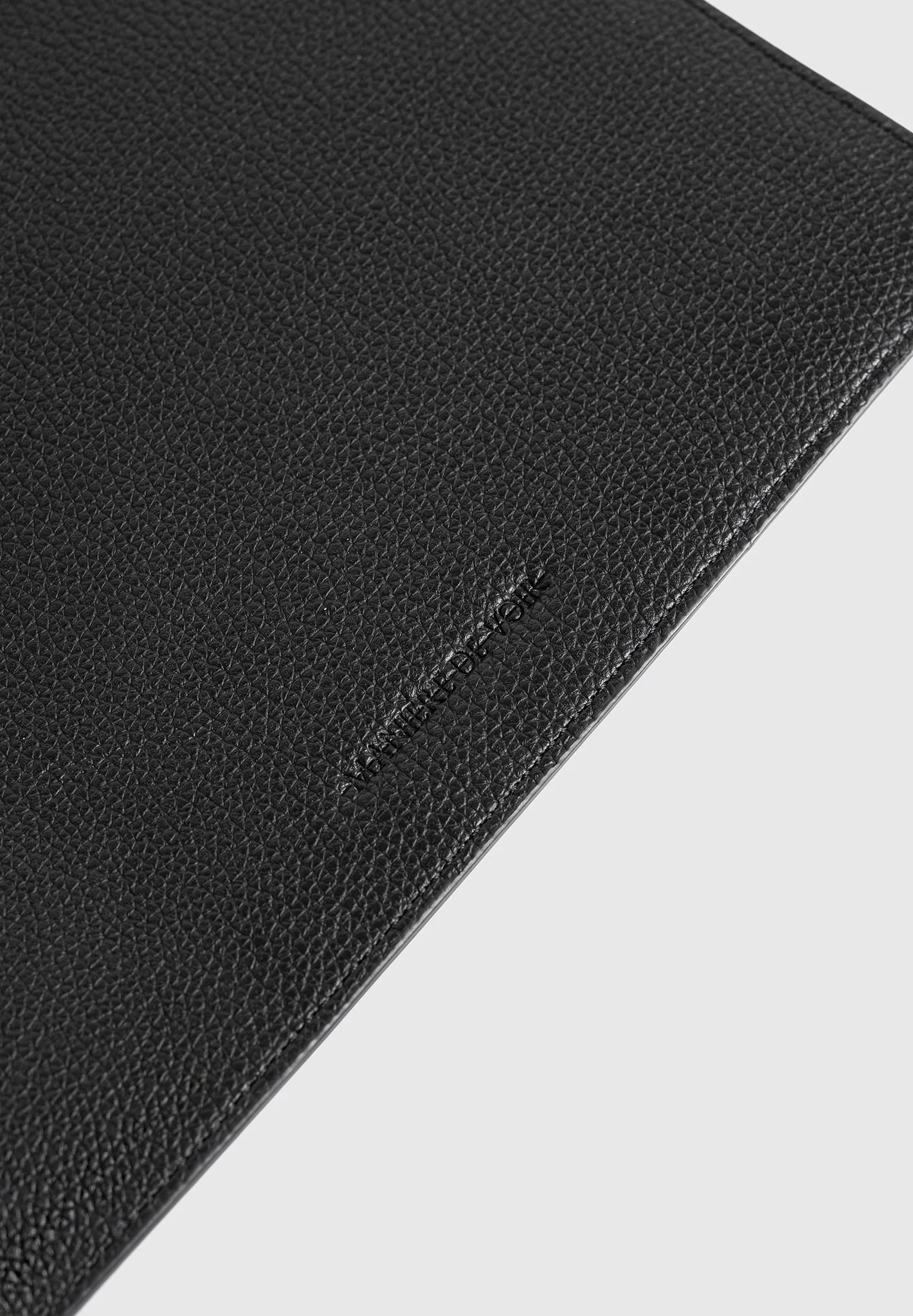 Leather Eiffel Laptop Case - Black - Image 5